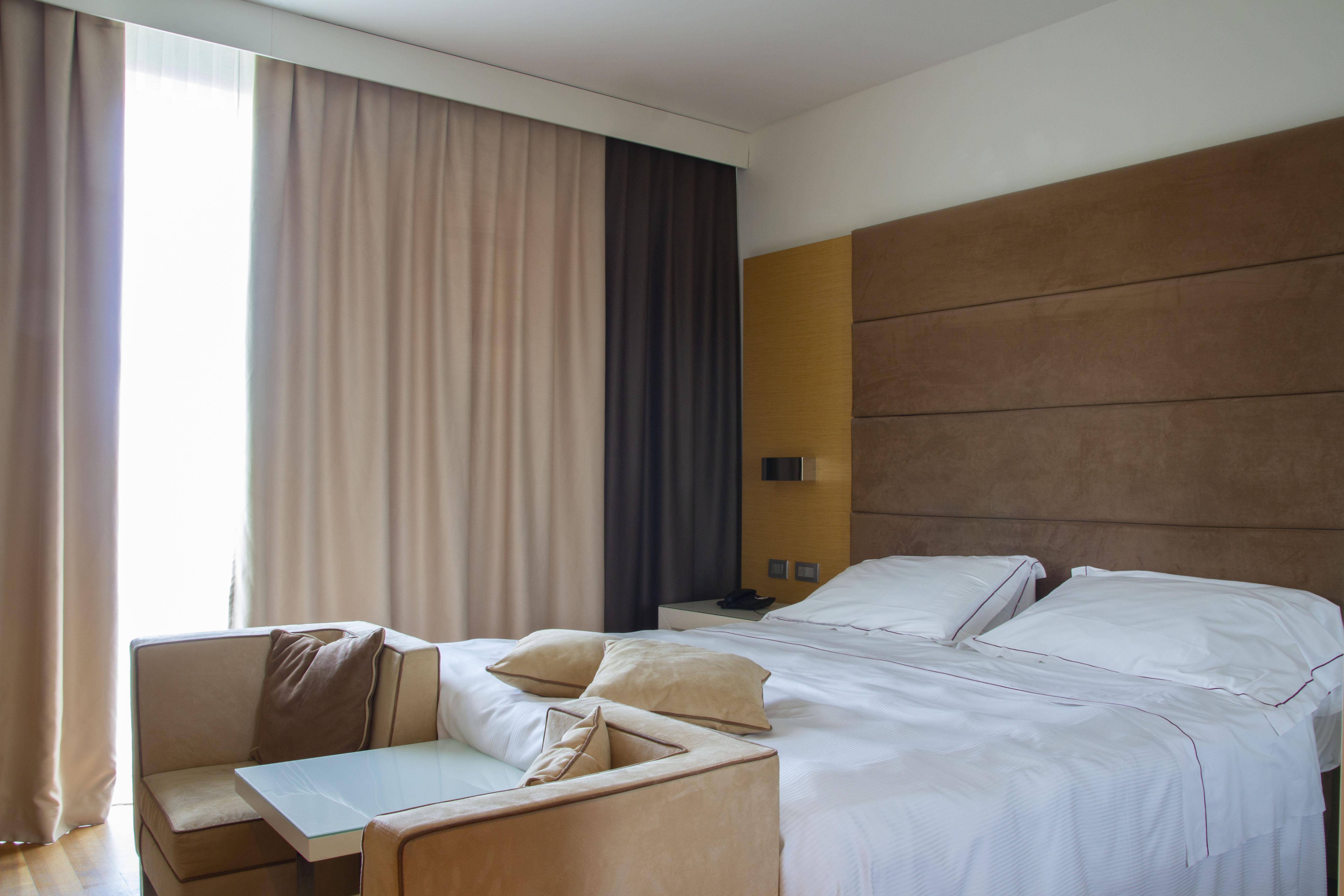 Hotell Tower Plaza 5*
