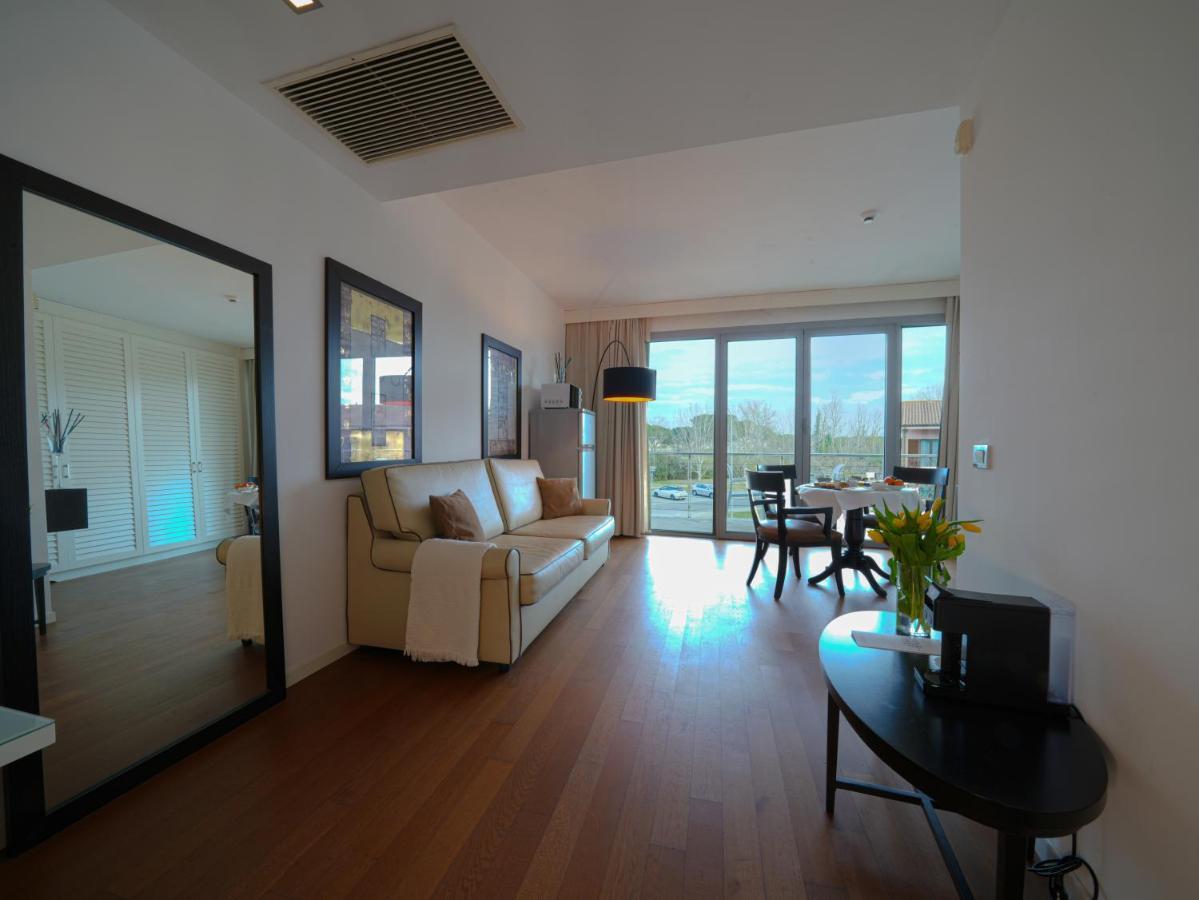 Hotell Tower Plaza 5*