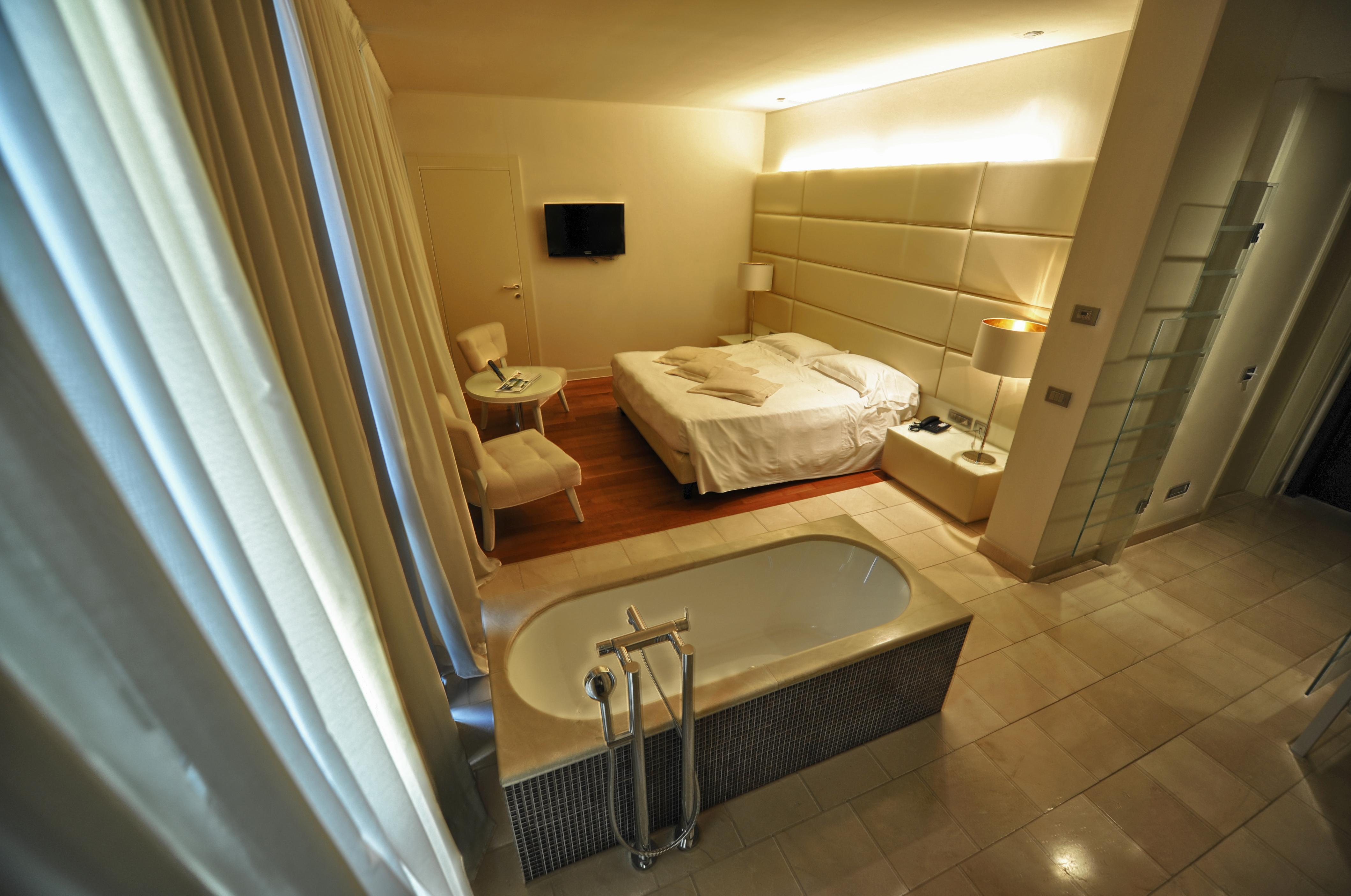 Hotell Tower Plaza