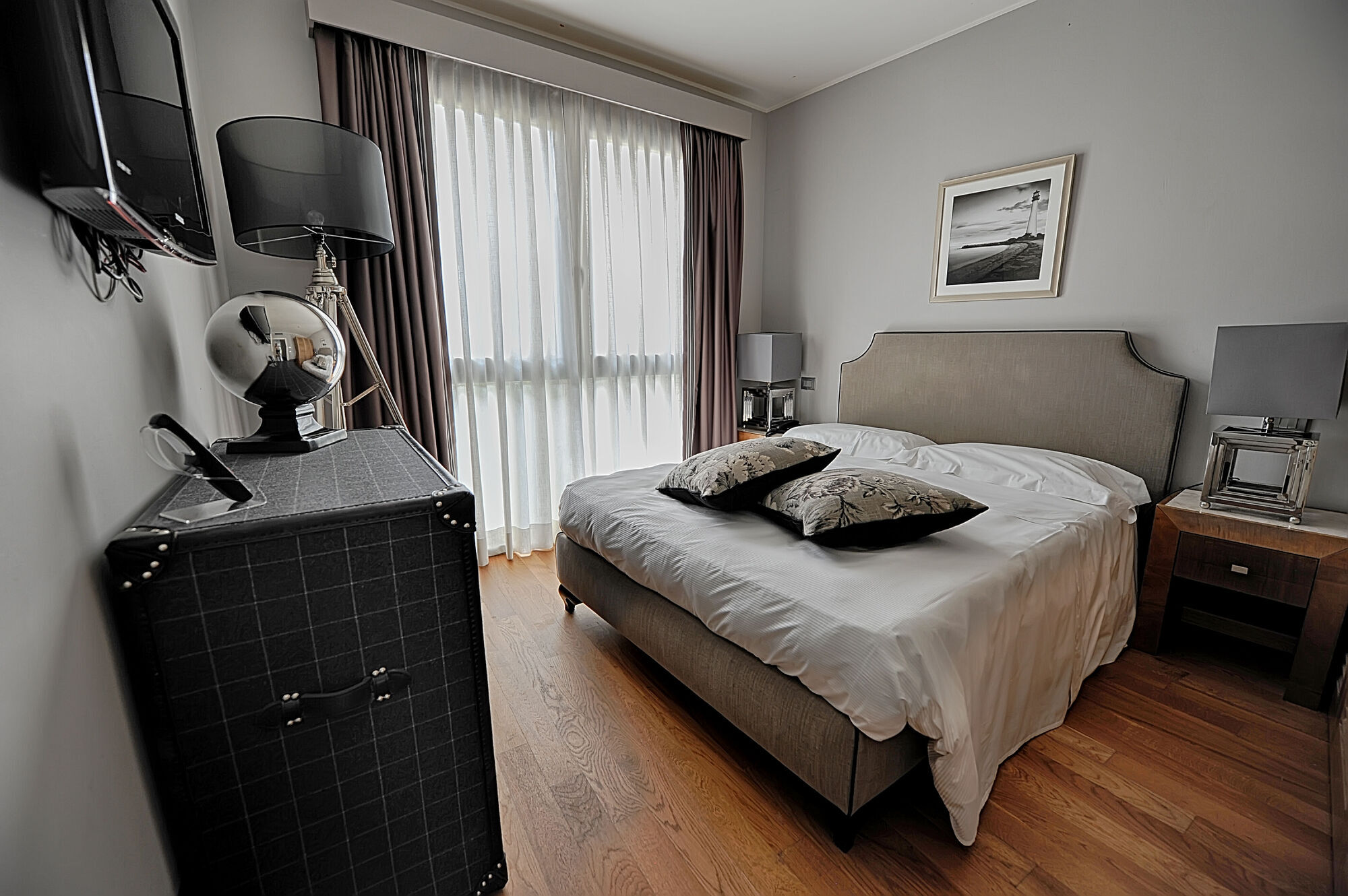 Hotell Tower Plaza 5*